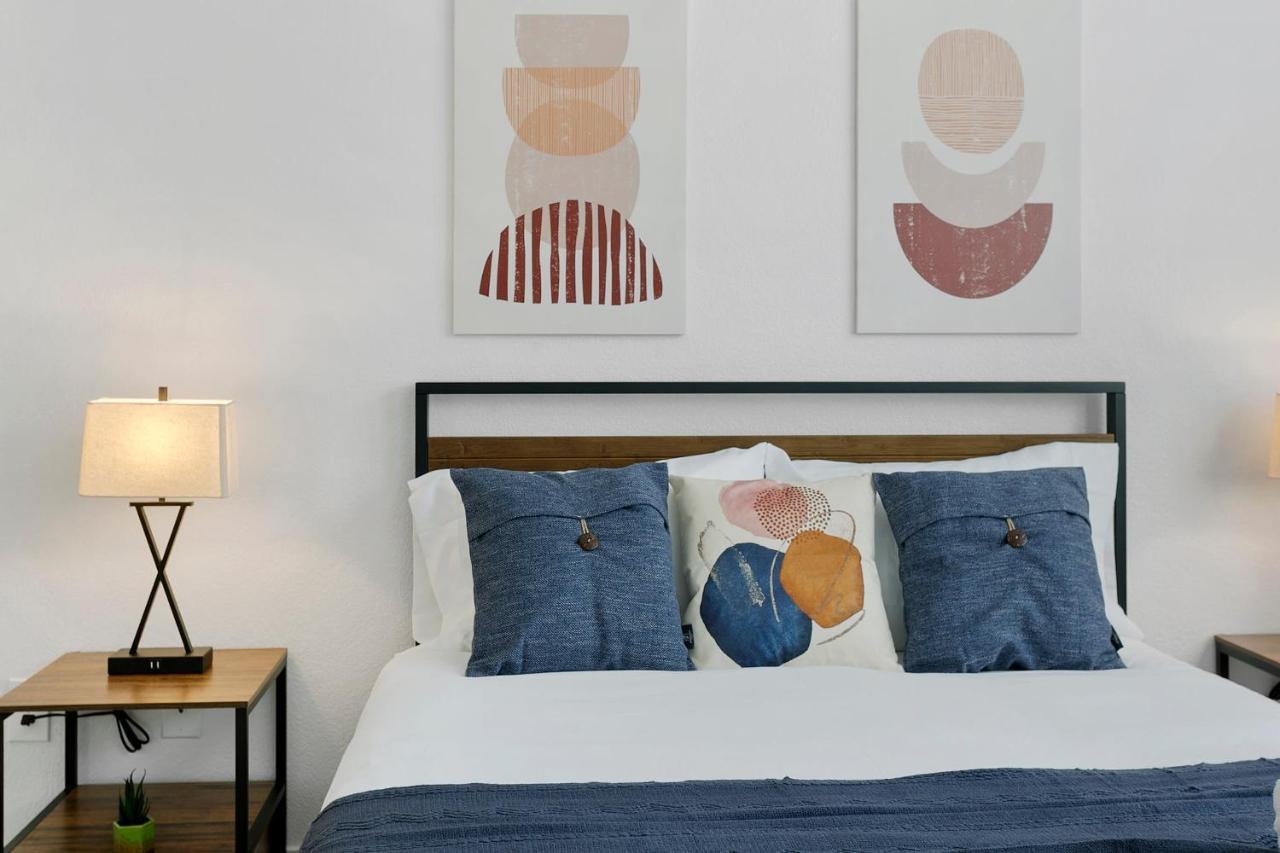 Cozysuites Glendale By The Stadium With Pool 10 Buitenkant foto