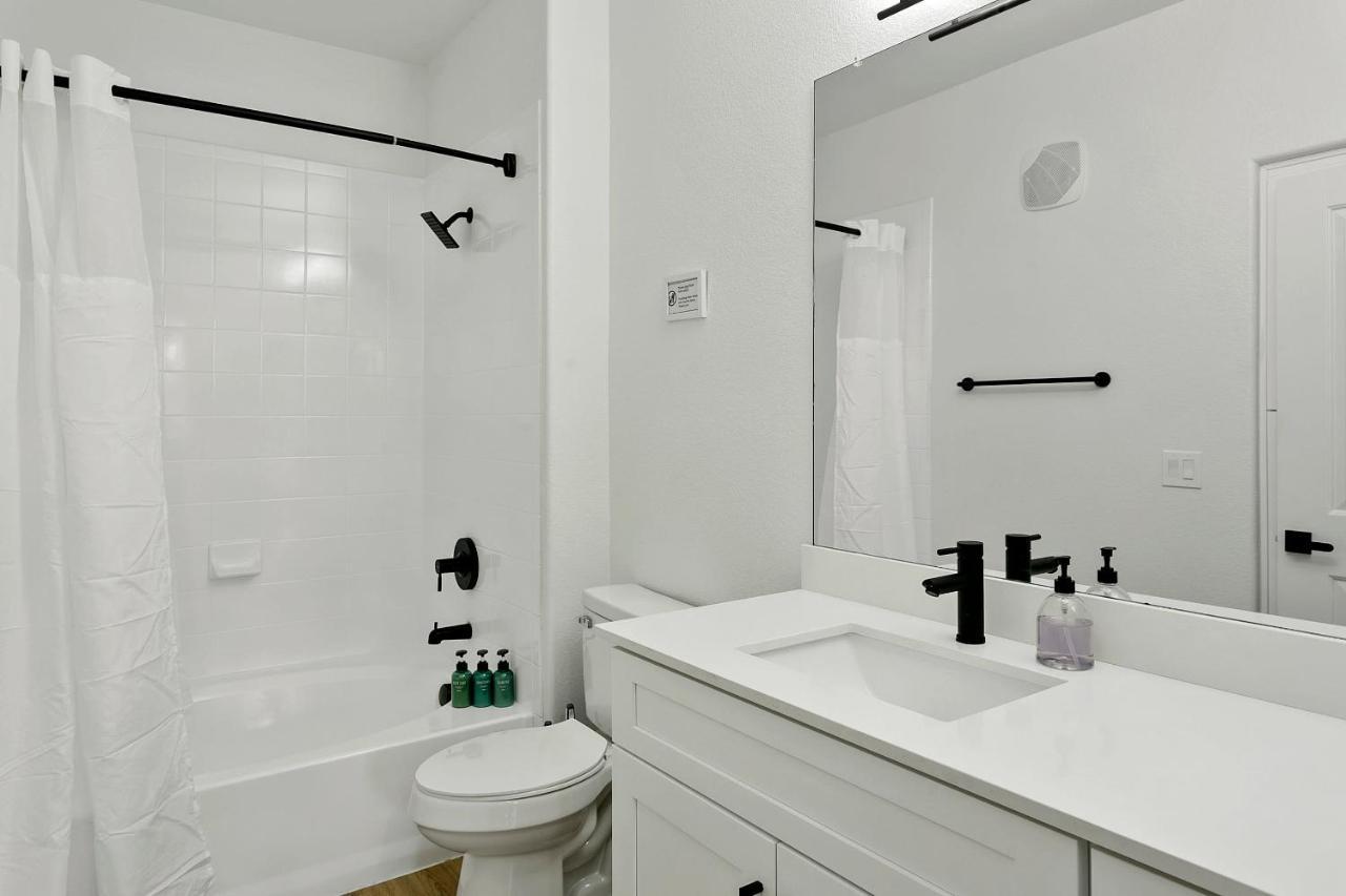 Cozysuites Glendale By The Stadium With Pool 10 Buitenkant foto