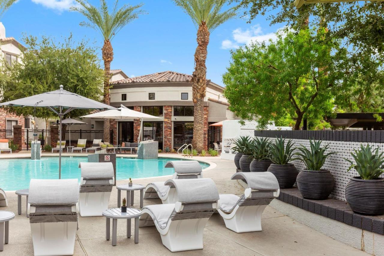 Cozysuites Glendale By The Stadium With Pool 10 Buitenkant foto